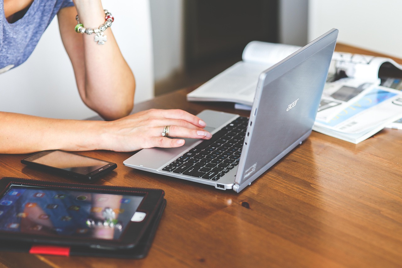 How Should Warranty or Guarantee Language Appear on a Service Business Website? — blog_pixabay_791029