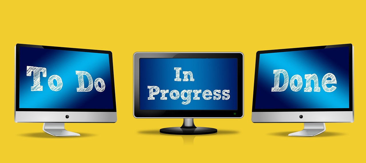 What Information Do Customers Look for First When They Land on Your Website? — blog_pixabay_4094937
