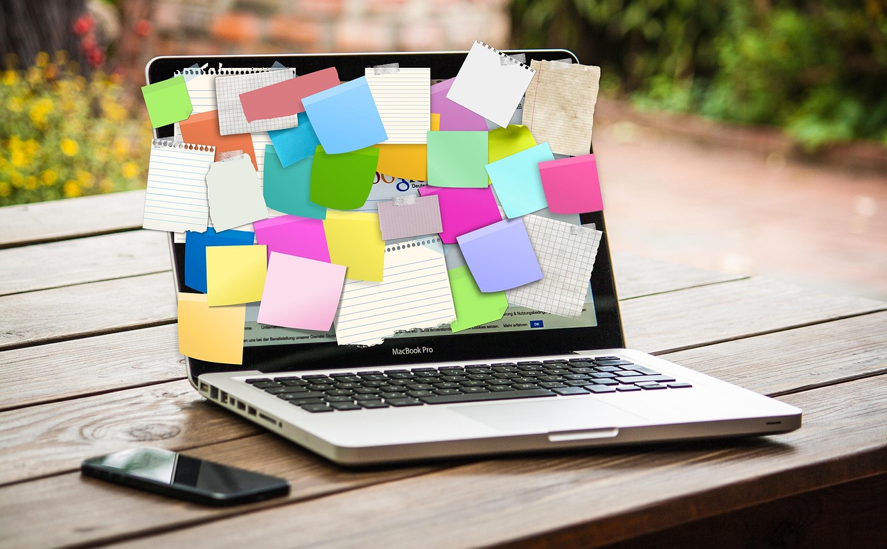What Should I Prepare Before Hiring Someone to Design My Website? — blog_pixabay_3233653